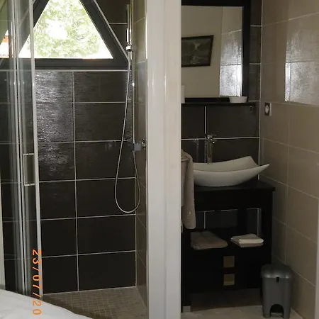 Les Algues Du Grau Bed & Breakfast 3*